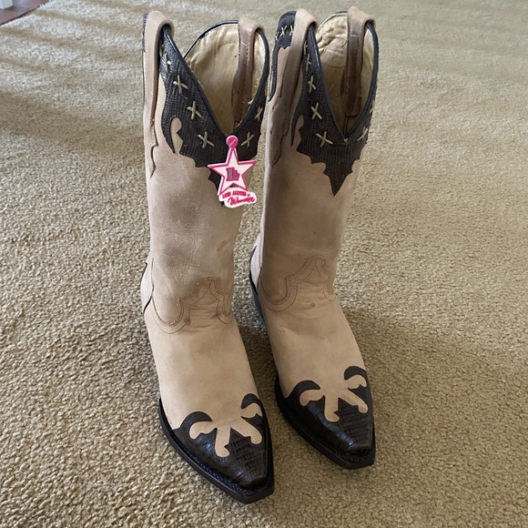 Los Altos Cowboy Boots - Picture 2 of 13